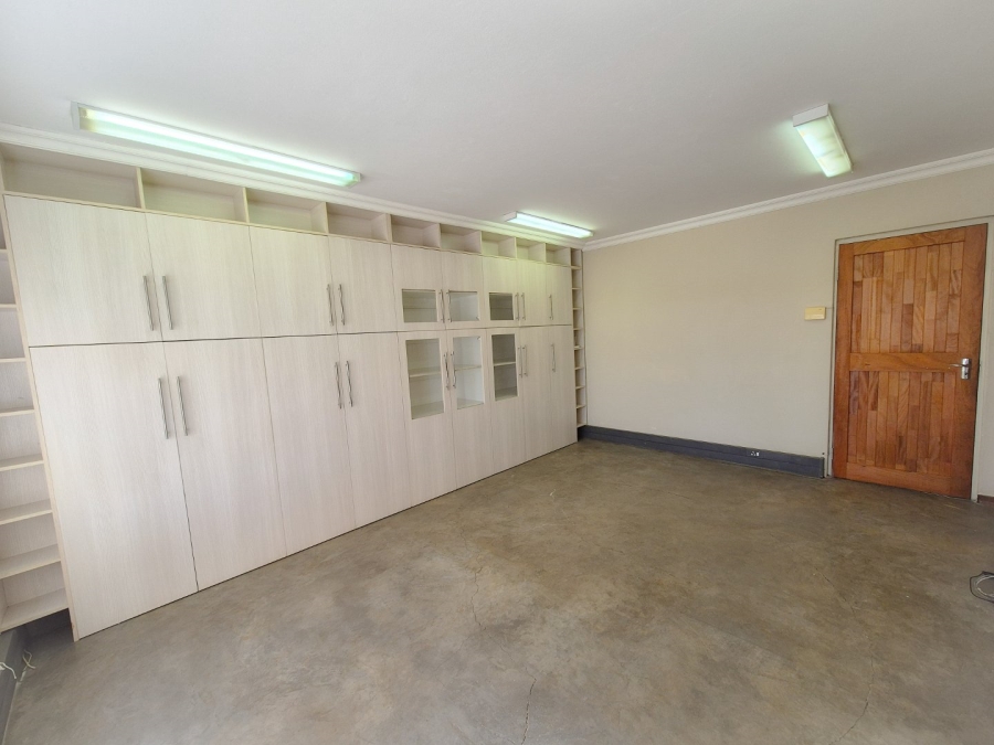 Commercial Property for Sale in Sasolburg Industrial Zone 2 Free State